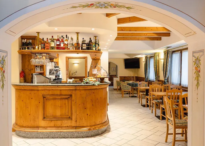 Cima Piazzi Отель 3*