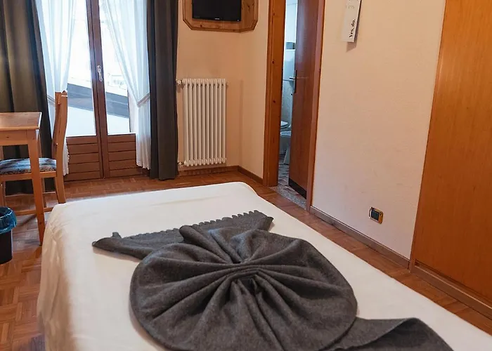 Cima Piazzi Отель 3*